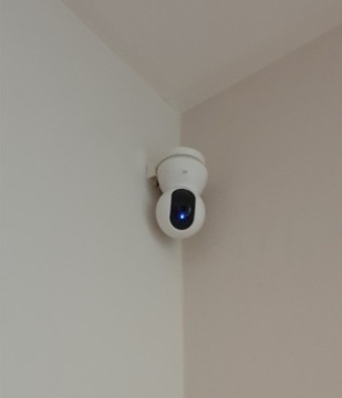 Настенное крепление для камеры Xiaomi MI Home 1080p