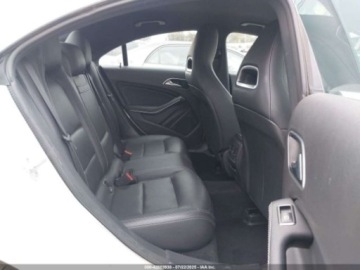 Mercedes CLA C117 2018 Mercedes-Benz CLA 250 Coupe 2.0 Benzyna 208KM, zdjęcie 10