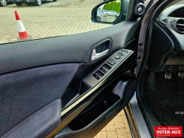 Honda Civic IX Hatchback 5d 1.6 i-DTEC 120KM 2014 Honda Civic Niski przebieg 1.6 Diesel 120KM, zdjęcie 13