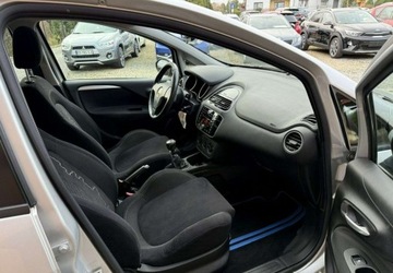 Fiat Punto 2013 Fiat Punto 2012 1,2 69KM Rej.03.2014r Klimatyzacja Bluetooth 1.2 Benzyna, zdjęcie 15