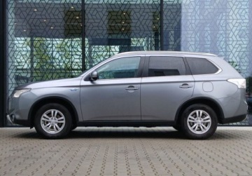 Mitsubishi Outlander III 2015 Mitsubishi Outlander Outlander PHEV Instyle NAVI Vat Marza Bezwypadkow, zdjęcie 2