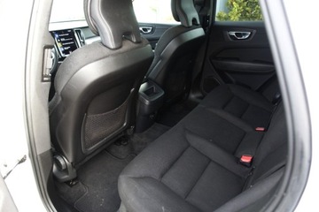 Volvo XC60 II 2021 Volvo XC 60 kamera, czujniki park., klimatyzacja 2strefowa, CarPlayAA, LED, zdjęcie 5