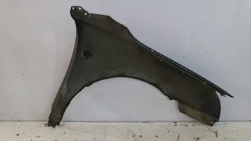 BLATNÍK LEVÝ PŘEDNÍ TOYOTA AVENSIS T25