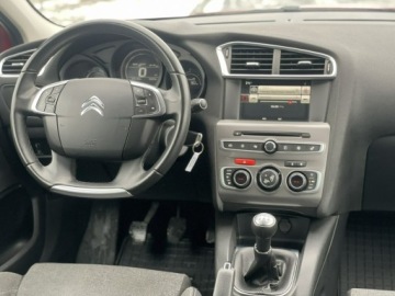 Citroen C4 II Hatchback 5d Facelifting 1.2 PureTech 110KM 2015 Citroen C4 1.2i 110KM 2015 salon PL, climatronic, zdjęcie 3
