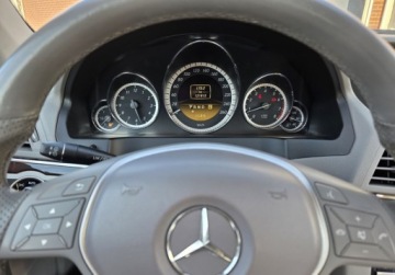 Mercedes Klasa E W212 Coupe 200 CGI BlueEFFICIENCY 184KM 2011 Mercedes-Benz Klasa E Wzorowy E 200 Coupe - 121Tkm - Bezwypadkowy 1.8, zdjęcie 31