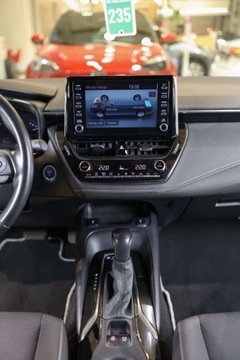 Toyota Corolla XII Hatchback 1.8 Hybrid 122KM 2019 Toyota Corolla 1.8 Hybrid Comfort 1.8 Hybryda 122KM, zdjęcie 26