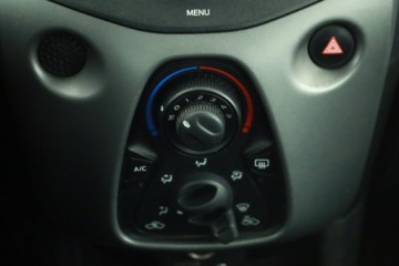 Toyota Aygo II Hatchback 3d Facelifting 1.0 VVT-i 72KM 2021 Toyota Aygo 1.0 VVT-i, Salon Polska, VAT 23%, zdjęcie 9