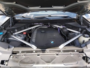 BMW X6 G06 2024 BMW X6 XDrive40I 2024 3.0 Benzyna 375KM, zdjęcie 8