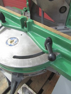 Гильотина с рамой Maweg