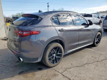 Alfa Romeo Stelvio SUV 2.0 Turbo 280KM 2018 Alfa Romeo Stelvio Sport 2018 2.0l 2.0 Benzyna 280KM, zdjęcie 3