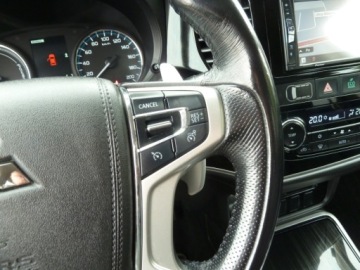 Mitsubishi Outlander III 2016 Mitsubishi Outlander HYBRYDA204 KONIE4X4204 KONIESKORYGWARANCJA 2.0, zdjęcie 17