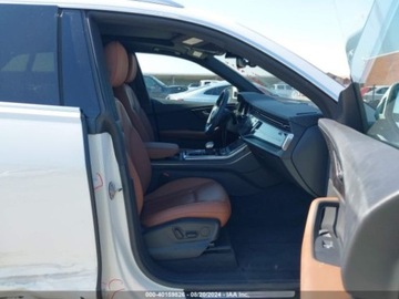 Audi Q8 2023 Audi Q8 Premium 55, 2023r., 4x4, 3.0L 3.0 Benzyna 335KM, zdjęcie 9