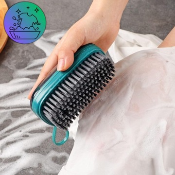 Многофункциональная щетка для чистки обуви с мягким дозатором жидкости.