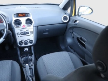 Opel Corsa D Hatchback 1.2 Twinport ECOTEC 70KM 2010 Opel Corsa 1.2 , El. szyby, zdjęcie 7