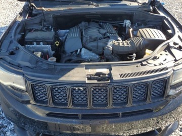 Jeep Grand Cherokee IV 2018 Jeep Grand Cherokee 2018 JEEP GRAND CHEROKEE SRT 6.4 Benzyna 475KM, zdjęcie 12