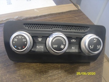 Panel nawiewu klimatyzacji Audi A1 8X0820043A