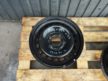 BMW E36 FELGA STALOWA 1181957 6,5X15 IS47