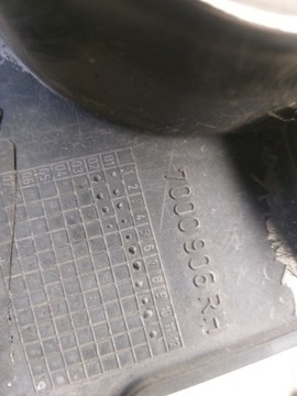 DRŽÁK NÁRAZNÍKU PRAVÝ RANGE ROVER VOGUE 02-2005