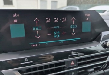 Citroen 2021 Citroen C4 1.2 PureTech Shine SS EAT8 SalonPL FVat Od Reki Serwisowany, zdjęcie 23