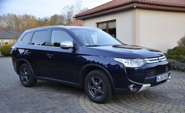 Mitsubishi Outlander III SUV Facelifting 2.2 DOHC DI-D 150KM 2014 Mitsubishi Outlander III 2.2 D-ID 150KM 4WD Kamera 1wł SerwisASO Bezwypadek, zdjęcie 4