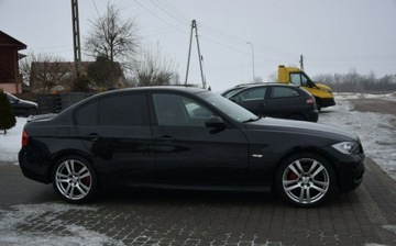 BMW Seria 3 E90-91-92-93 Limuzyna E90 318i 143KM 2008 BMW Seria 3 2.0B 2008r Navi Nowe Opony Zadbany 2.0 Benzyna 143KM, zdjęcie 3