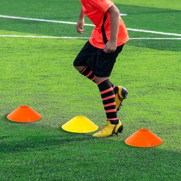 ФУТБОЛЬНЫЙ КОМПЛЕКТ ФУТБОЛЬНАЯ ТРЕНИРОВОЧНАЯ ЛЕСТНИЦА + КОНУСЫ + БОРЬБЫ + СКАЛАВКА