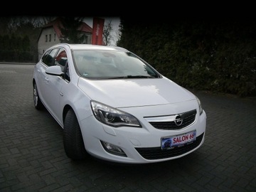 Opel Astra J Sports Tourer 1.4 Turbo ECOTEC 140KM 2011 Opel Astra 1.4t Xenon Stan b.dobry Gwarancja 12mc, zdjęcie 11