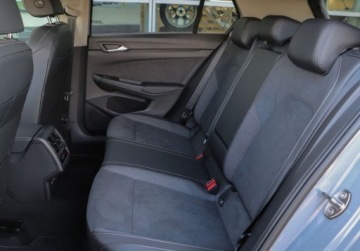 Volkswagen Golf VIII Hatchback Facelifting 1.5 eTSI mHEV 150KM 2025 Volkswagen Golf Climatronic, LED Plus, pakiet zimowy, dostepny od reki, zdjęcie 11