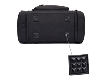 Удобная, жесткая и прочная дорожная сумка.