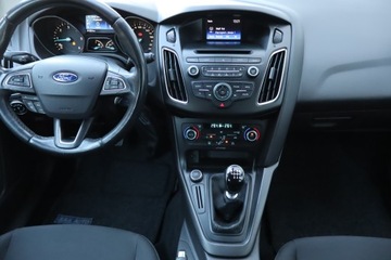 Ford Focus III Kombi Facelifting 1.5 TDCi 120KM 2016 Ford Focus 1.5 TDCi, Salon Polska, Serwis ASO, zdjęcie 10