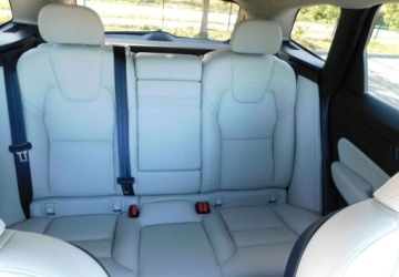 Volvo XC60 II Crossover D4 190KM 2020 Volvo XC 60 z Gwarancja Bezowa Skora Podgrzewana Kamera 2.0 Diesel 190KM, zdjęcie 6