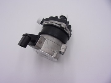 Pompa Wody 4M0965567 Audi A4 A5 A6 A7 Q5 Q7 Q8