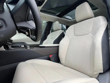 Lexus RX V 2025 Od ręki - 350h Omotenashi 250KM | Podgrzewane fotele!, zdjęcie 5