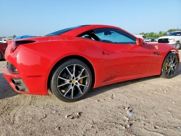 Ferrari California 2012 Ferrari California 2012 4.3l 4.3 Benzyna 483KM, zdjęcie 3