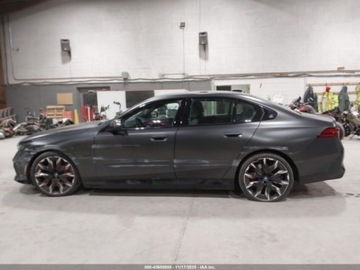BMW Seria 5 G90-91 2025 BMW Seria 5 2025r., 4x4, 3.0L 3.0 Hybryda Plug-in 483KM, zdjęcie 5