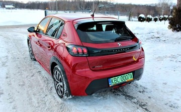 Peugeot 208 II e-208 Elektryczny 136KM 2021 Peugeot 208 e 208 Apple car Android auto Asystent pasa ruchu 136KM, zdjęcie 6