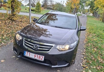 Honda Accord VIII Kombi 2.0 VTEC 156KM 2011 Honda Accord Honda Accord 2.0 Benzyna 156KM, zdjęcie 2