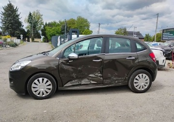 Citroen C3 II 2013 Citroen C3 2013r, 1.2 Benzyna. Uszkodzony lewy bok i lekko prawy tyl. Jezd, zdjęcie 20