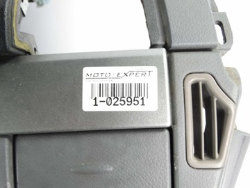 Mercedes VITO W639 ПРИБОРНАЯ ПАНЕЛЬ КОКПИТ