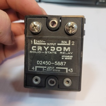 Przekaźnik półprzewodnikowy Crydom D2450-5887