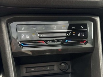 Volkswagen Tiguan II SUV R 2.0 TSI 320KM 2023 Volkswagen Tiguan TSI 4Motion 320KM R Harman Kardon Area View Hak FV23, zdjęcie 23