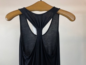 Dzianinowa czarna sukienka Calvin Klein rayon r. S