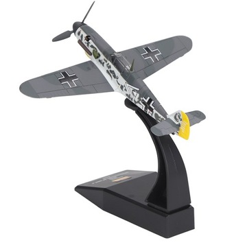Модель самолета-истребителя BF109 в масштабе 1:72