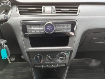 Skoda Rapid II Liftback Facelifting 1.0 TSI 95KM 2017 Škoda RAPID Skoda RAPID Krajowy, książka, zdjęcie 9