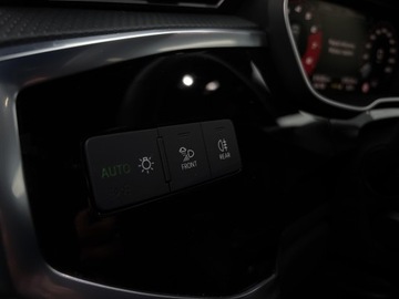 Audi Q3 II SUV 2.0 40 TFSI 190KM 2024 Audi Q3 40 TFSI S line Quattro 190KM Pakiet Czerń, zdjęcie 11