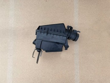 FILTR VZDUCHU POUZDRO 6450900001 MERCEDES W176 W246