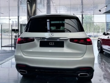 Mercedes GLS X167 SUV Facelifting 3.0 450d 367KM 2025 MERCEDES-BENZ GLS 450 d 4-MATIC AMG Line 3.0 (367KM) 2025, zdjęcie 3