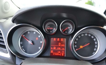 Opel Mokka I SUV 1.7 CDTI ECOTEC 130KM 2014 Opel Mokka BEZWYPADKOWE - Bogate wyposazenie - Bez korozji - dobrze utrzym, zdjęcie 21