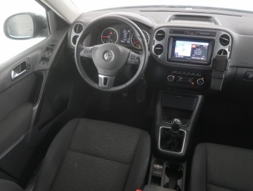 Volkswagen Tiguan I SUV Facelifting 2.0 TDI CR DPF BlueMotion 110KM 2012 VW Tiguan 2.0 TDI, Klima, Klimatronic, Parktronic, zdjęcie 6