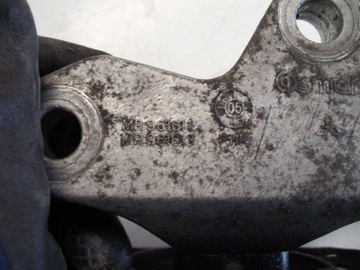 MITSUBISHI OE MR961611 ULOŽENÍ UCHYCENÍ PŘEVODOVKY
